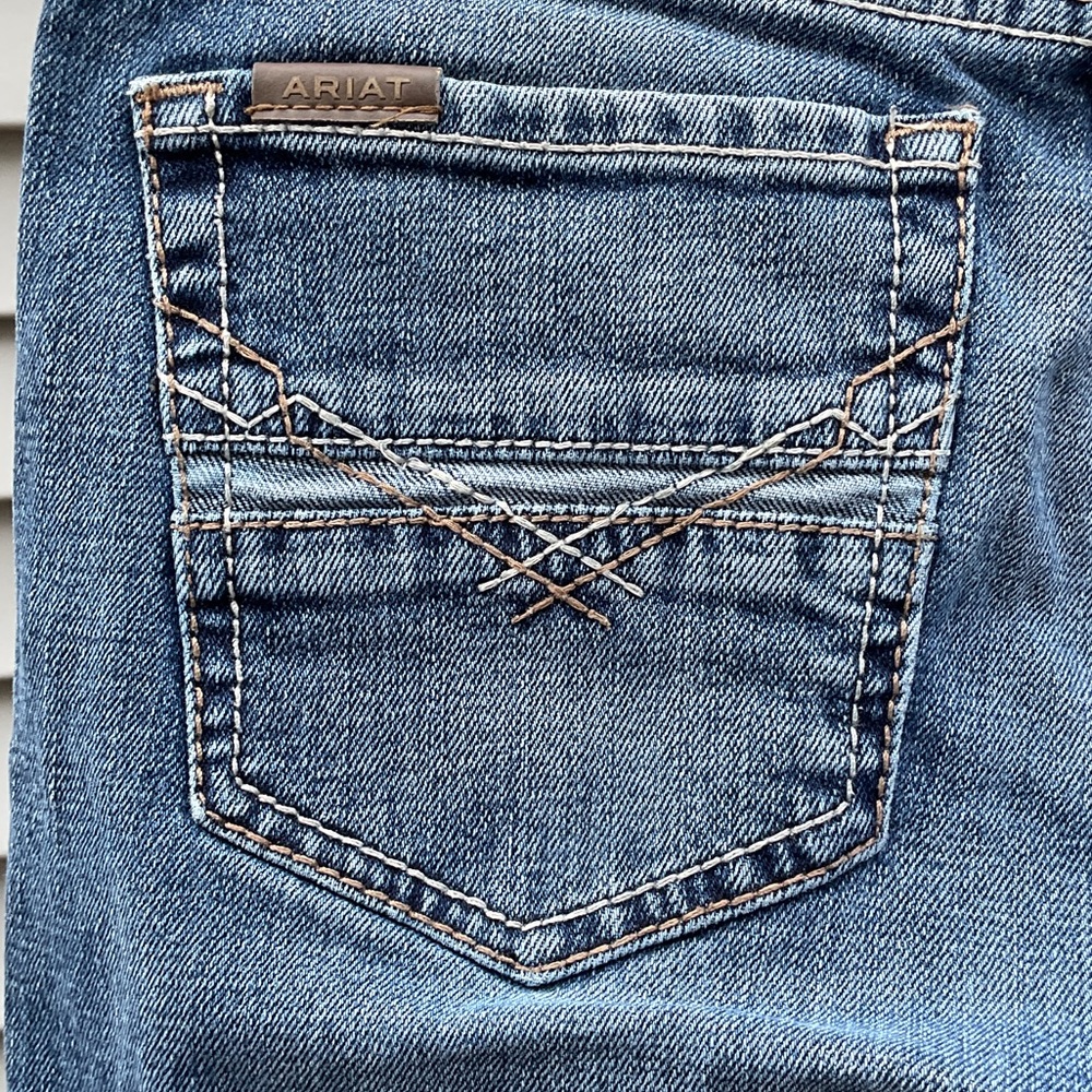 Ariat M7 Men’s Denim Jeans Slim fit Straight leg. Size 29/32. Preowned - Picture 7 of 14